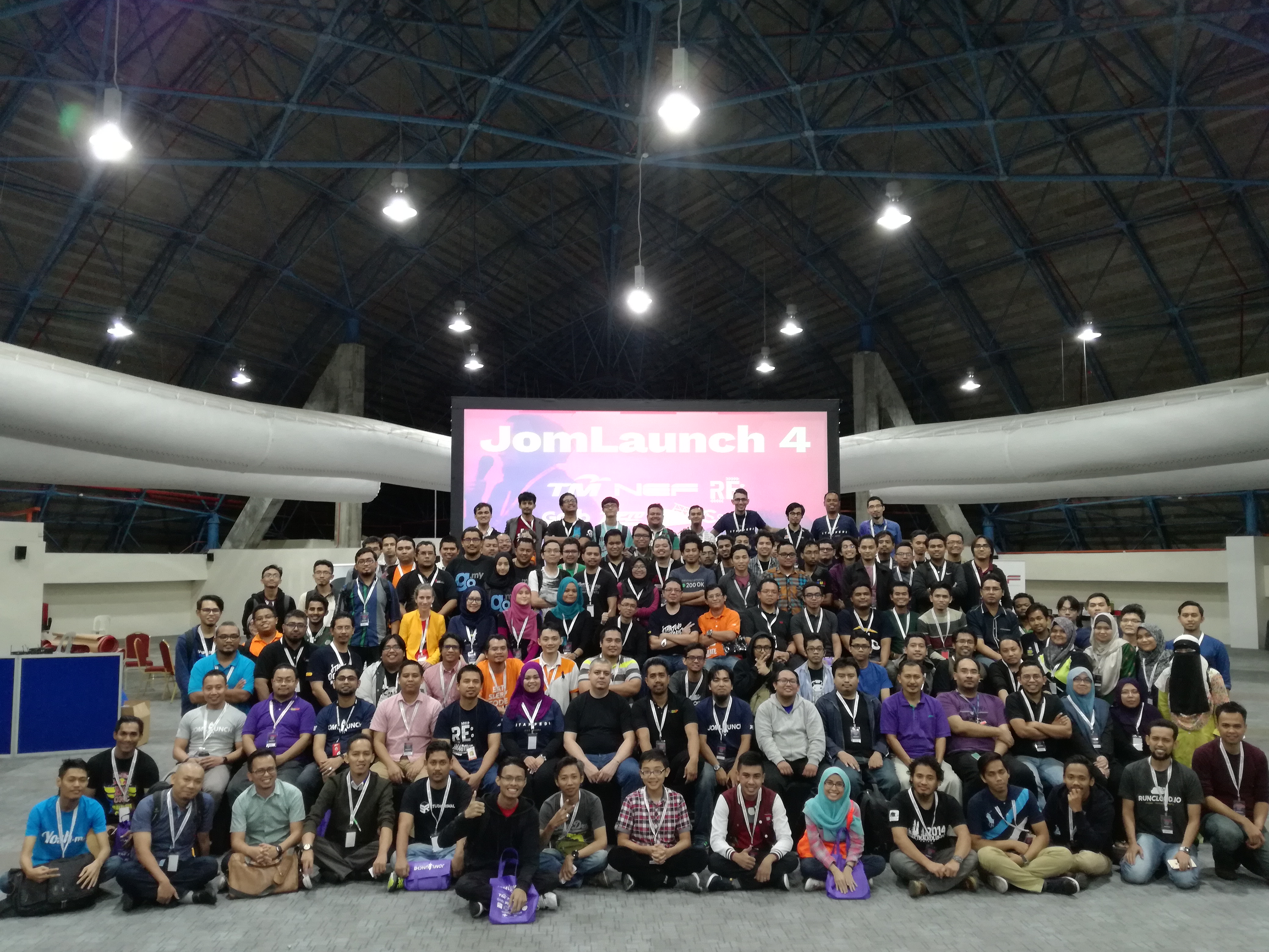 Pengalaman Menganjurkan JOMLAUNCH4